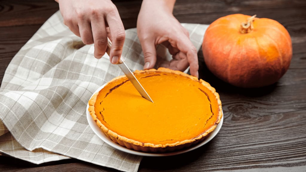 Pumpkin pie knife test