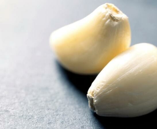 How Much Minced Garlic is One Clove?