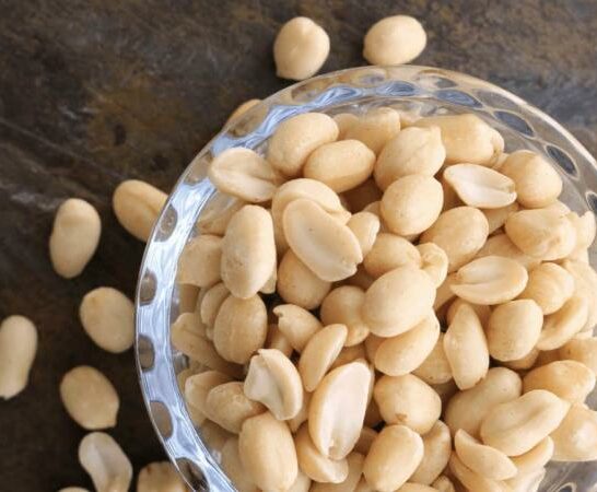 What Are Blanched Peanuts – We Explain It All