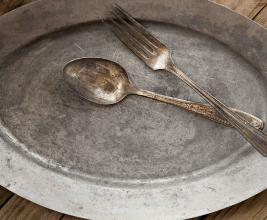 Is it Safe to Eat With Tarnished Silverware? The Answer!