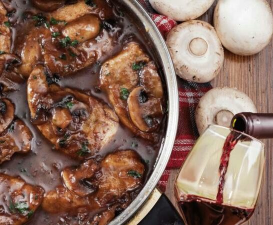 What Wine Goes With Chicken Marsala – Red, White, or Both?