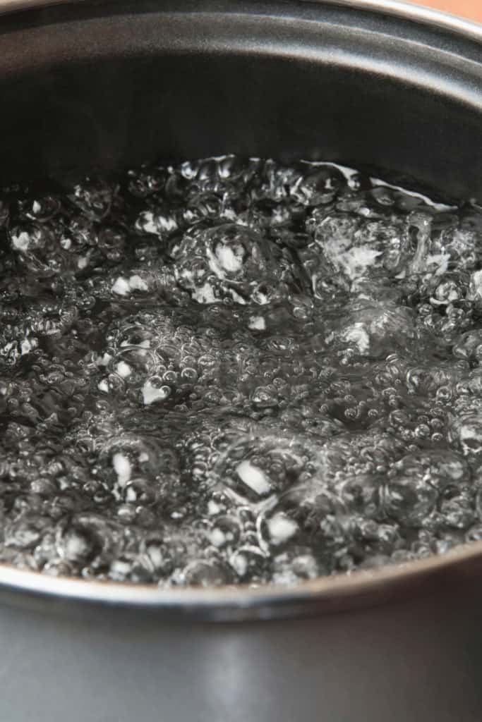 It takes 4-5 minutes to cool boiling water to room temperature