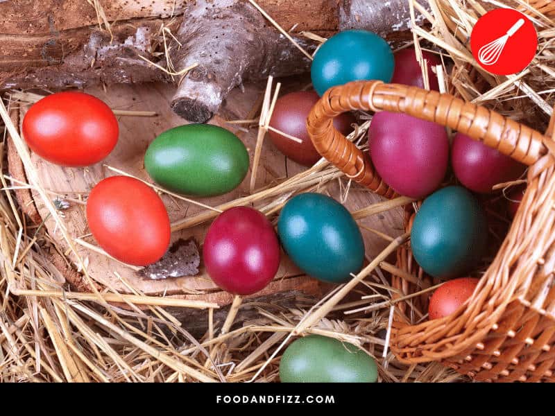 Apple cider vinegar activates the coloring dyes, allowing you to decorate your eggs.