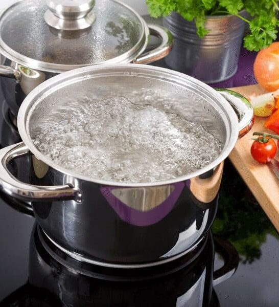 Does Water Boil Faster With The Lid On? The #1 Best Revelation
