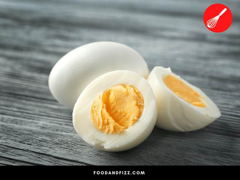 Eggs are considered to be a highly nutritious superfood that are a good source of vitamins, minerals and hiqh-quality protein.