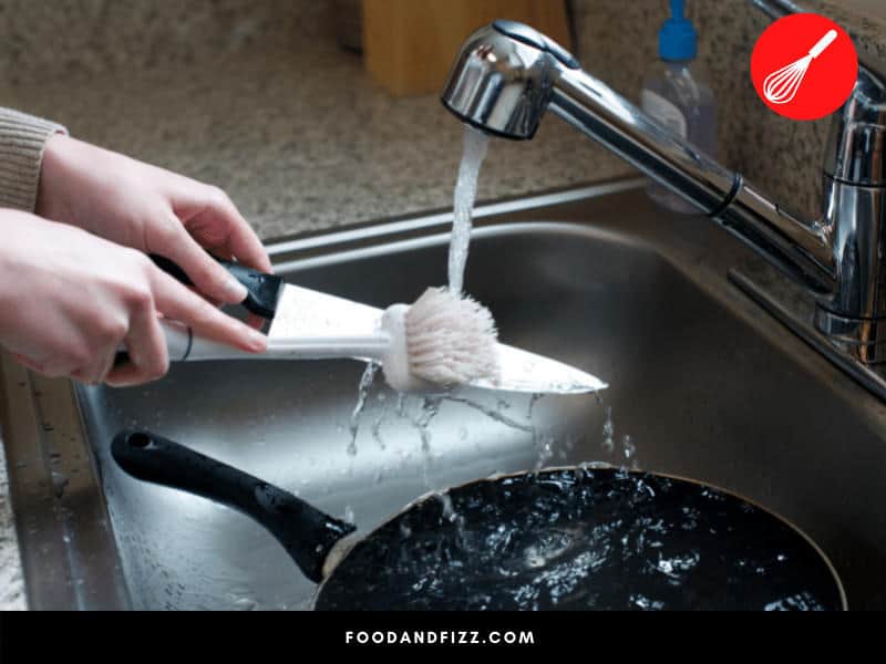 Kitchen knives should be cleaned immediately after use. Never leave them in the sink as it can be dangerous for others.