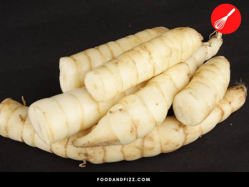 Arrowroot starch is a good alternative for those who wish to avoid cornstarch.