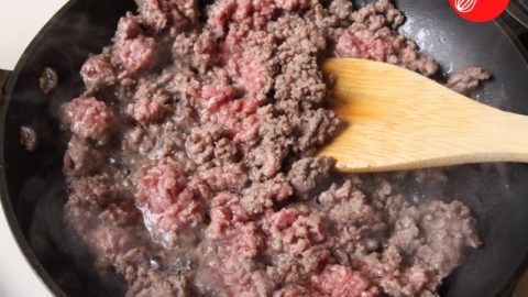 Can Cooked Ground Beef Be Pink Inside? The Shocking Truth!