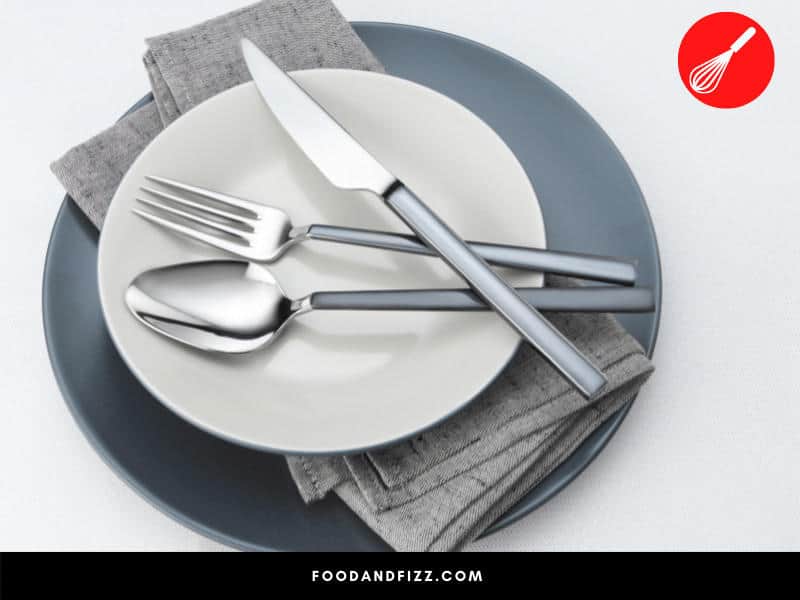 Flatware patterns vary, ranging from the classic Traditional, to stylish Modern and to the more opulent French Provincial style.