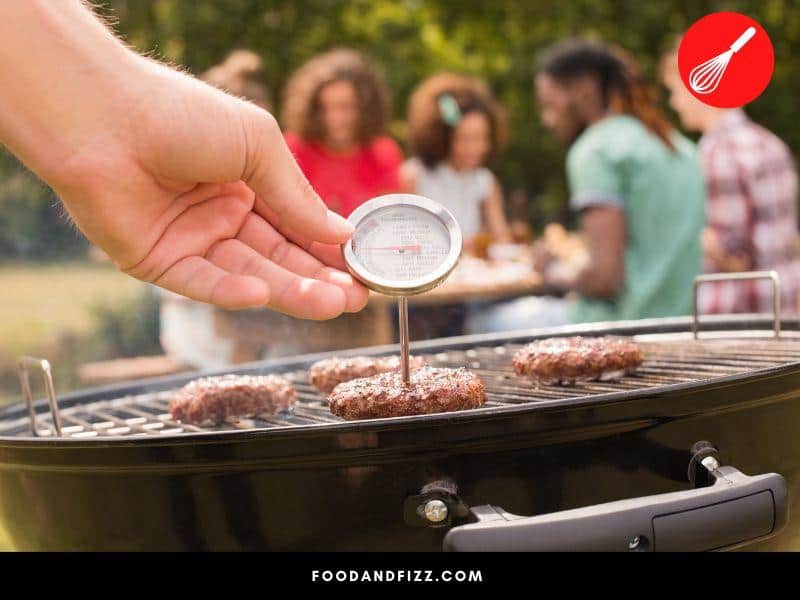 Ground beef needs to be cooked to a temperature of 160 °F for it to be safe. Using a meat thermometer makes this easier to determine.