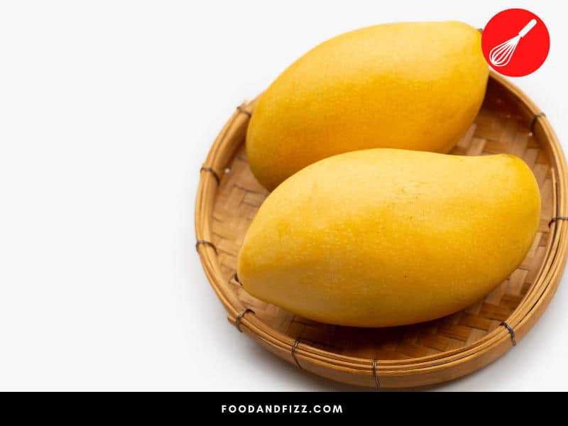 Puffy or bloated mangoes are a sign of carbon-dioxide build-up and mean that it has started to spoil.