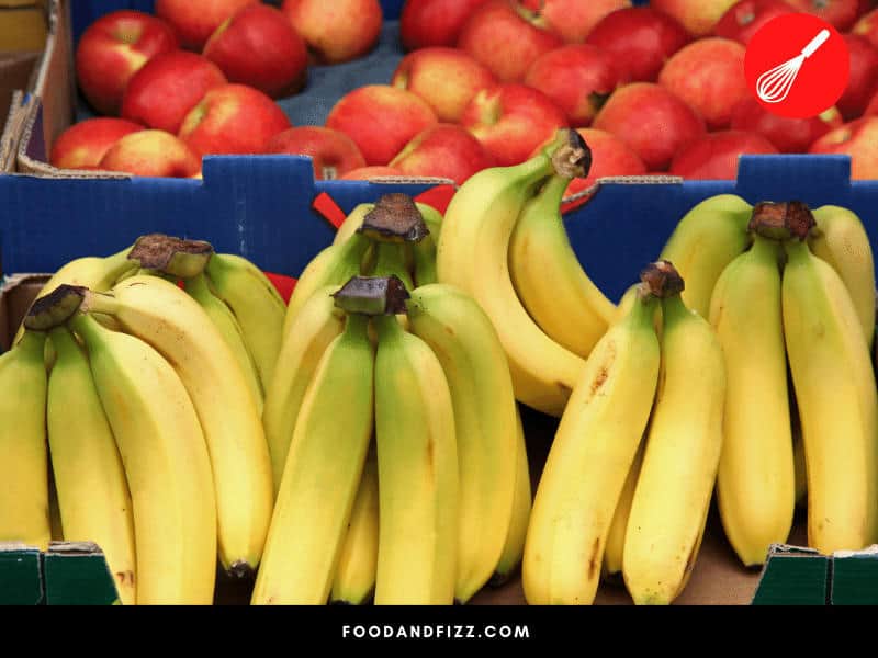 When purchasing bananas, go for a bunch that is slightly green and underripe.