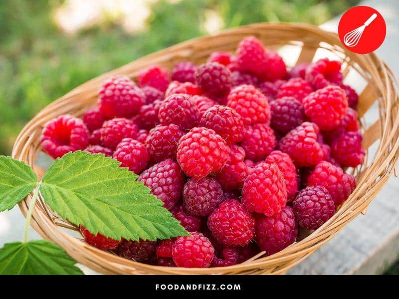Raspberries are high in fiber, low in calories and sugar and contain healthy antioxidants.