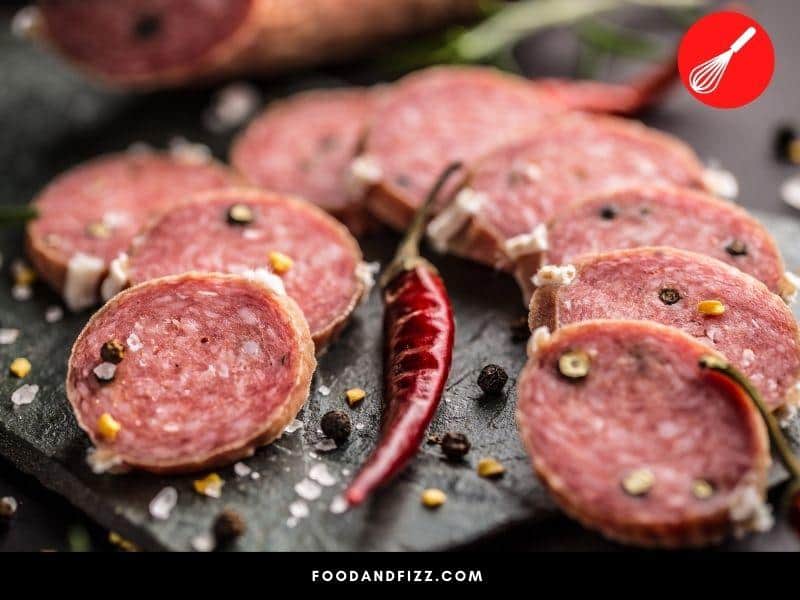 Salami can be frozen as a whole or in slices.