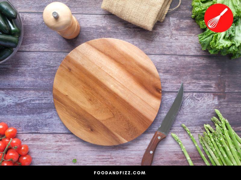 Wood chopping boards are popular and aesthetically pleasing, but can be prone to mold growth.