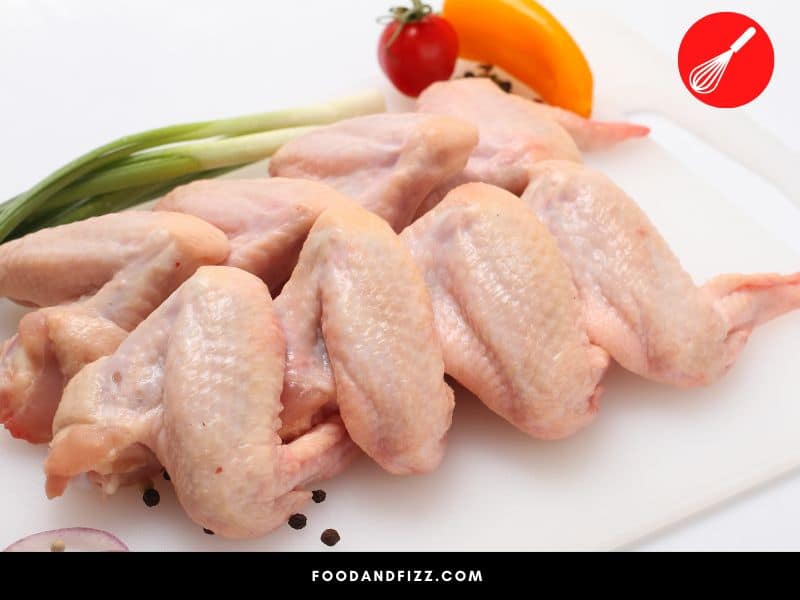 Fresh chicken is shiny and glossy. If it has become dull or has turned any other color, it has gone bad.
