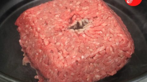 Ground Beef Turning Brown – Can You Still Eat It?