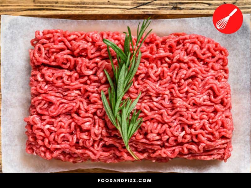 Ground beef begins to turn red when it is exposed to oxygen.