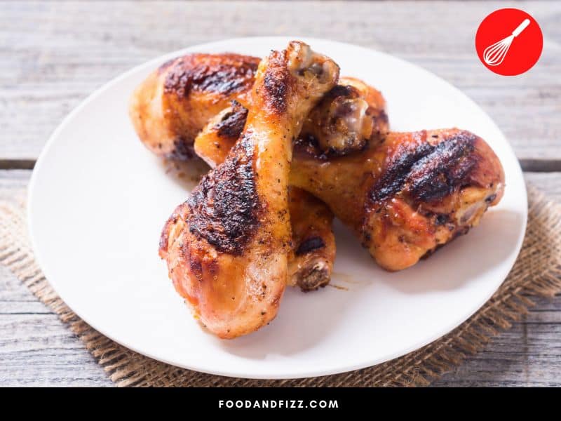 A juicy chicken drumstick provides about 80 calories.