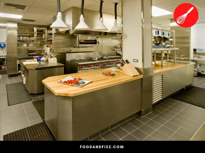 Aside from home kitchens, the Magic Chef brand also offer a wide range of options for professional kitchens.