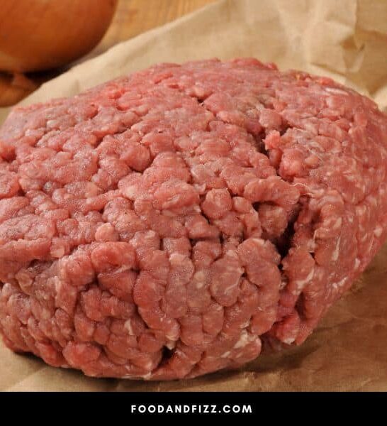 Ground Beef Brown on Outside Pink Inside – What Does It Mean? Safe to Eat?