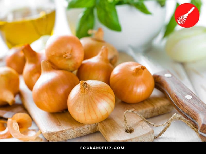 Onions contain vitamins and minerals that are essential for many processes in the body.