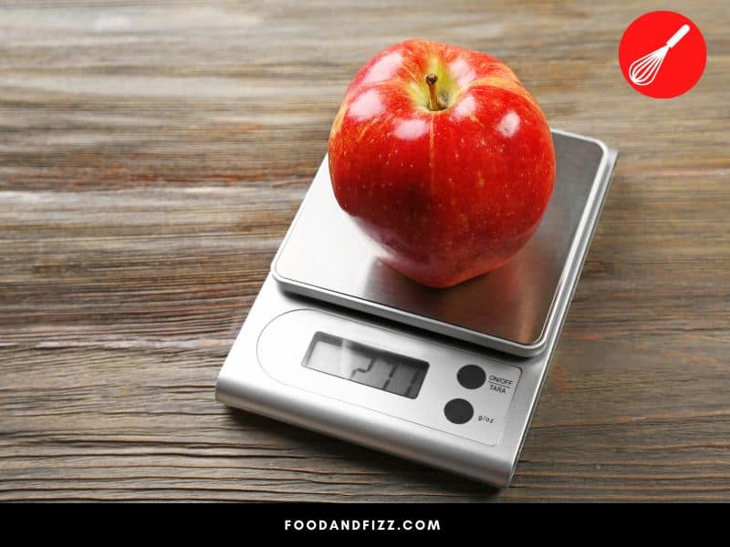 An average apple weighs 5-8.5 oz or 150 to 250 grams.